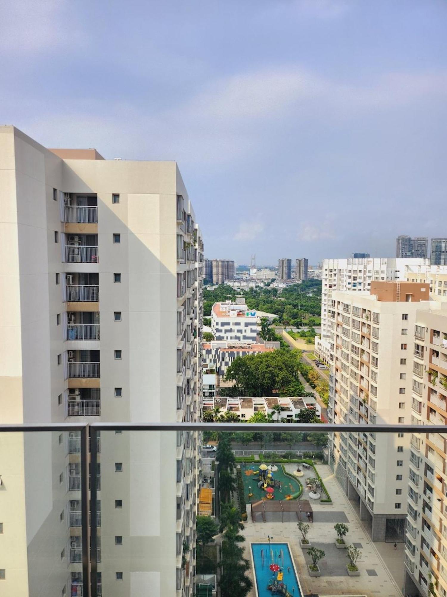 Michael Apartment Scenic Valley Cidade de Ho Chi Minh Exterior foto