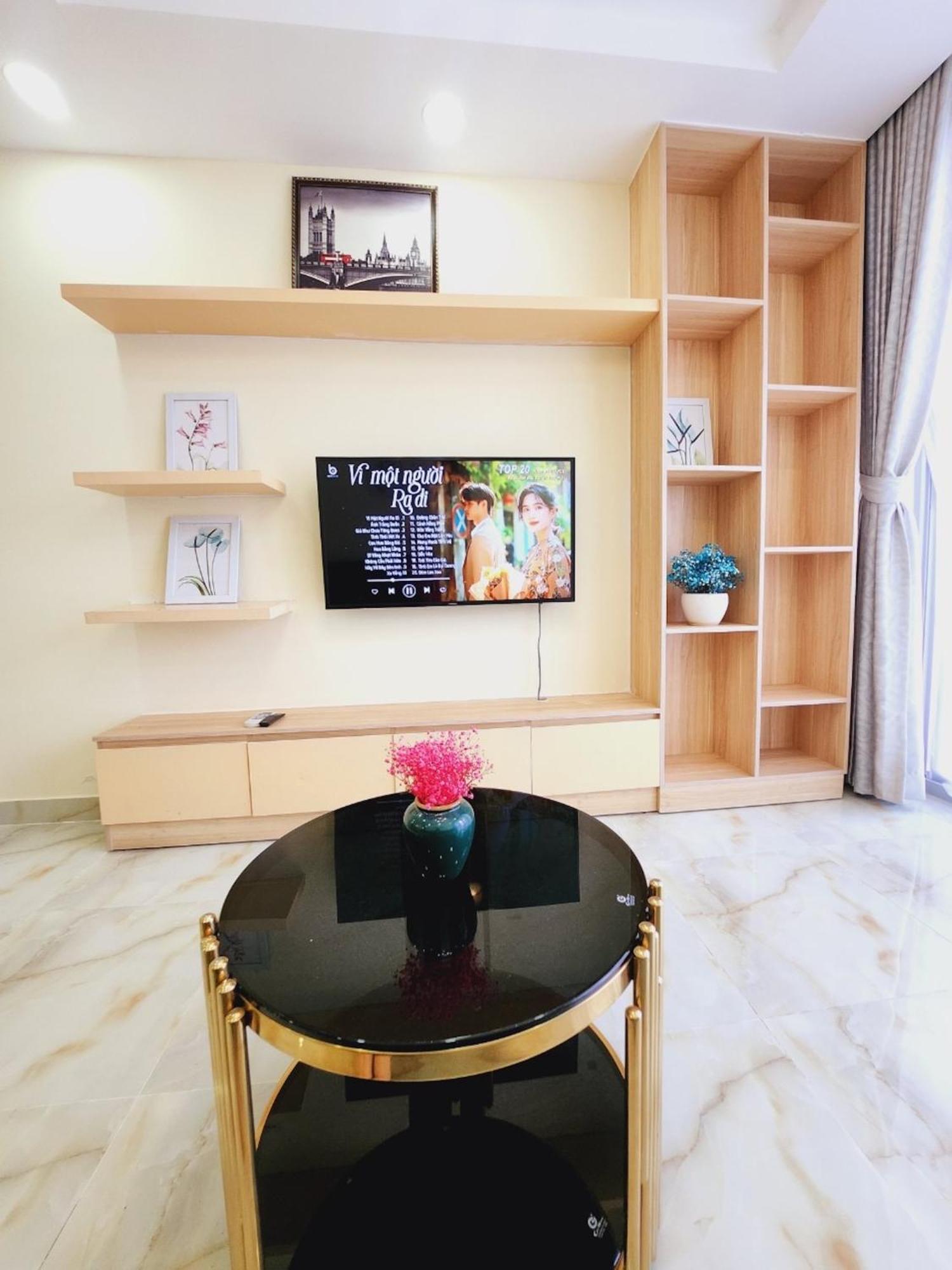 Michael Apartment Scenic Valley Cidade de Ho Chi Minh Exterior foto