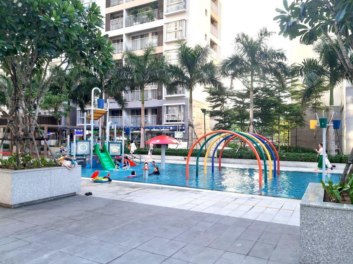Michael Apartment Scenic Valley Cidade de Ho Chi Minh Exterior foto